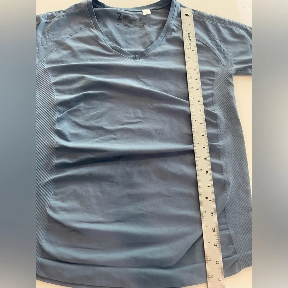 Z by Zella Blue Stretch Shirt V-Neck Athletic Ruched Short Sleeve size M - Picture 7 of 12